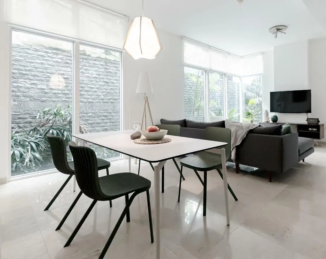 Blue Arch - Luxury Serviced Apartment In Central Saigon Ho Chi Minh