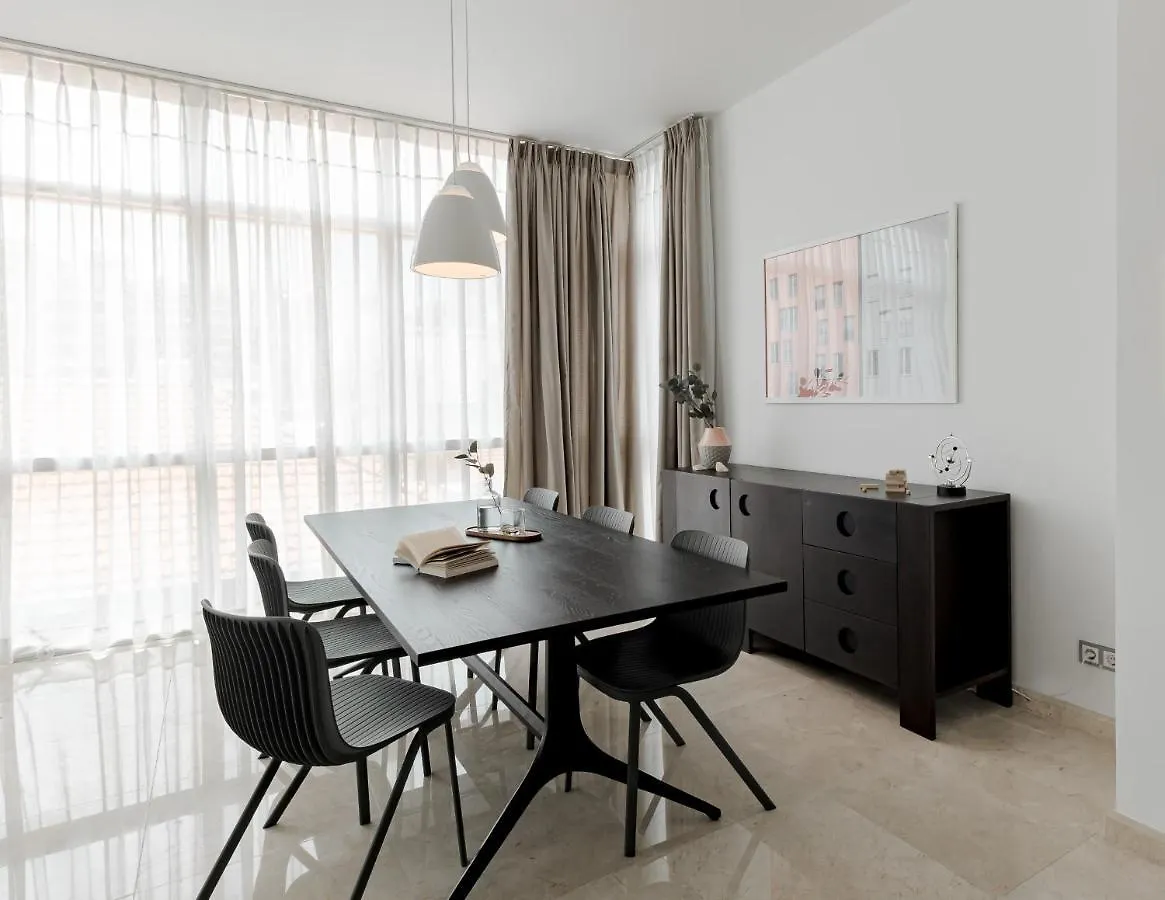 Blue Arch - Luxury Serviced Apartment In Central Saigon Ho Chi Minh