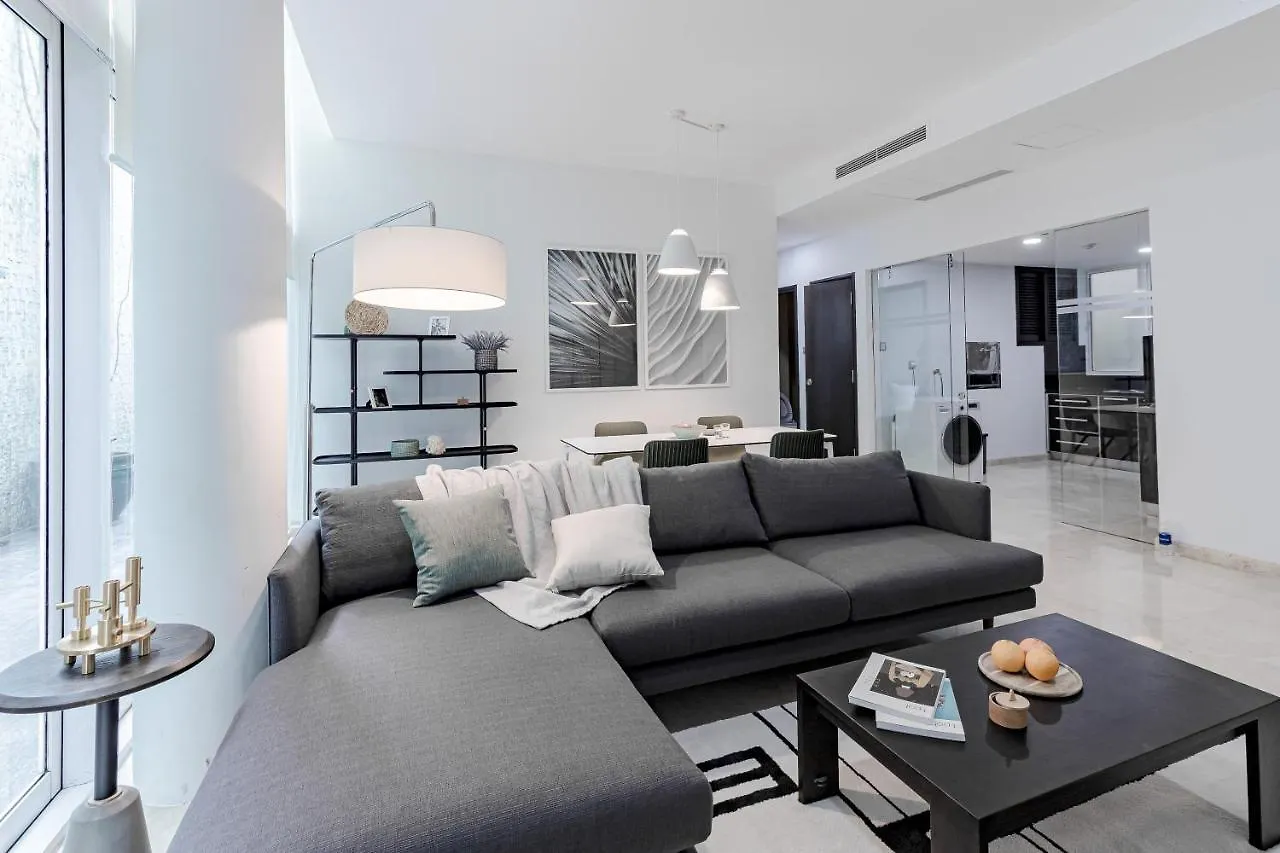 Blue Arch - Luxury Serviced Apartment In Central Saigon Ho Chi Minh