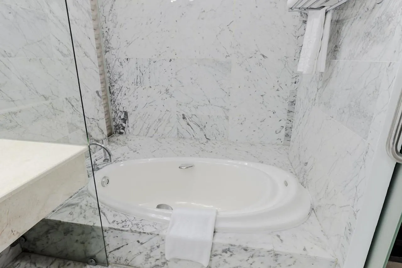 Blue Arch - Luxury Serviced Apartment In Central Saigon Ho Chi Minh City