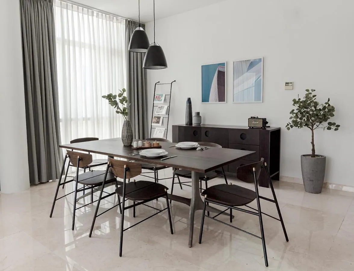 Blue Arch - Luxury Serviced Apartment In Central Saigon Ho Chi Minh City
